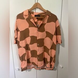 No Boundaries Brown and Peach Wave Shirt